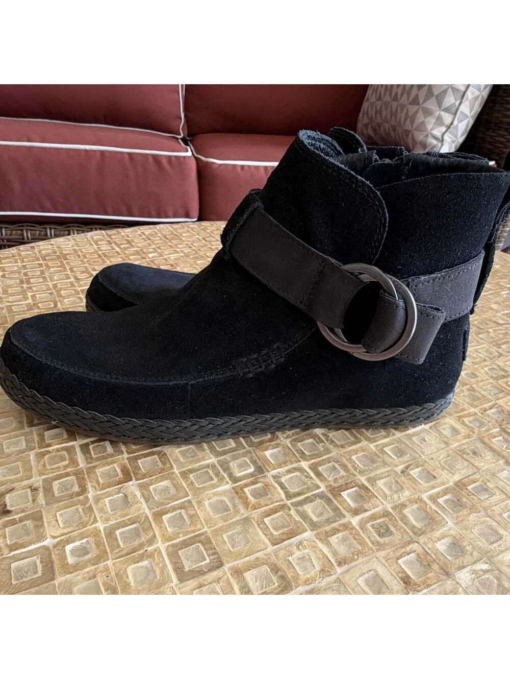 UGG Sloane Black Suede Shearling Wool Lined Side Zip Buckle Ankle Bootie 8.5